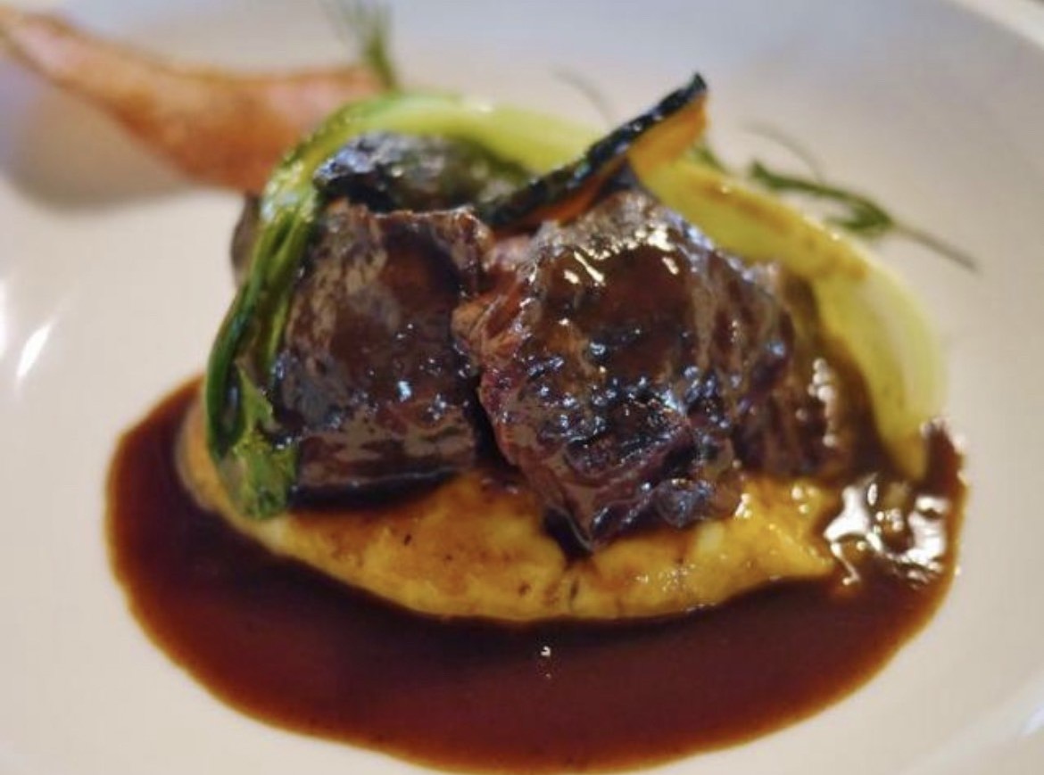 スペシャリテ 流山白みりんを使った特選和牛頰肉煮込み